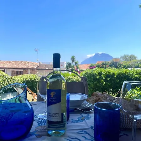 Con Splendida Terrazza * Porto San Paolo (Sardinia)