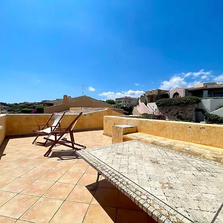 Con Splendida Terrazza Villa Porto San Paolo (Sardinia)