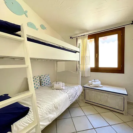 Villa Con Splendida Terrazza Porto San Paolo (Sardinia)